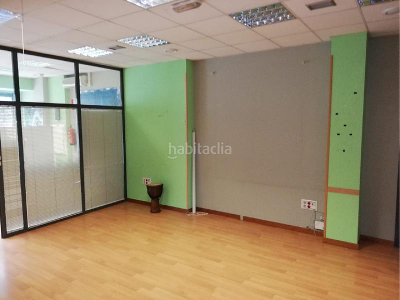 Foto 3d7dc9eb-a531-4b97-b580-f6ab0810a729. Alquiler local comercial local av. asturias en San Pablo y Santa Marina Palencia