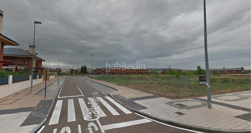 Foto dd240f69-c3f5-4a4b-9541-d2e3dc9a4306. Terrain résidentiel dans El Carmen - Casas del Hogar Palencia