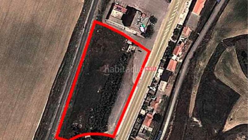 Foto 0320edfc-31b0-4b0a-964d-5818e4ef3128. Terreno residenziale in Monzón de Campos