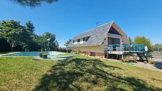Xalet  Ur el peral. Chalet  palencia ctra. monte