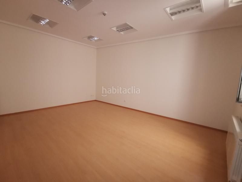 Foto dfbeb9f5-3355-4925-9bd6-8a319e01e82a. Miete büro in Centro Palencia