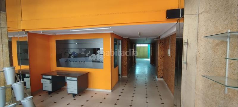 Foto 8deeb3f5-a885-4d7b-9583-49122a5cc921. Alquiler local comercial local av. santander en Palencia