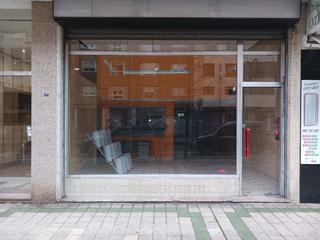 Location Local commercial à San Juanillo. Local  palencia av. santander