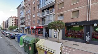Business premise in AV CARDENAL CISNEROS
