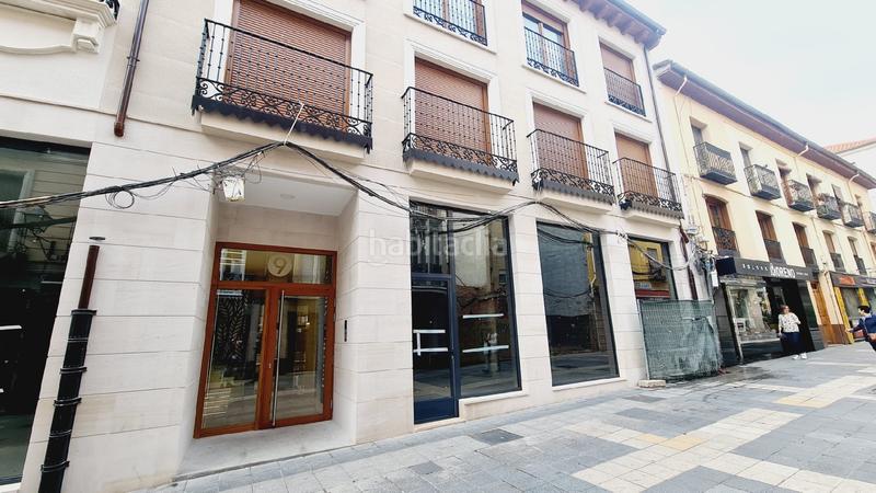 Foto 7d7c1979-c828-4cd0-a193-d65fc4bac8ae. Affitto locale commerciale in Centro Palencia