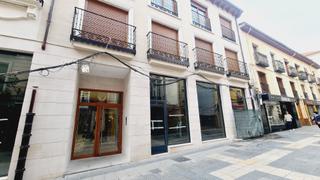 Location Local commercial  C barrio y mier. Local  palencia centro