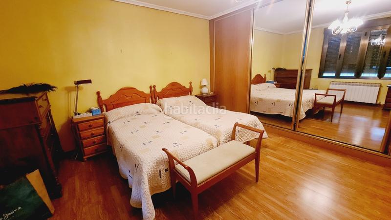 Foto 14619de2-e08e-47f1-a365-9bf88cfcb347. Chalet mit heizung parking in Allende el Río Palencia