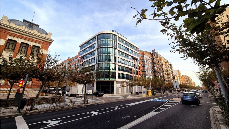 Foto 2880964b-9d76-4e3a-abd4-50698d76f9a1. Apartament amb calefacció aparcament a Campo de la Juventud Palencia