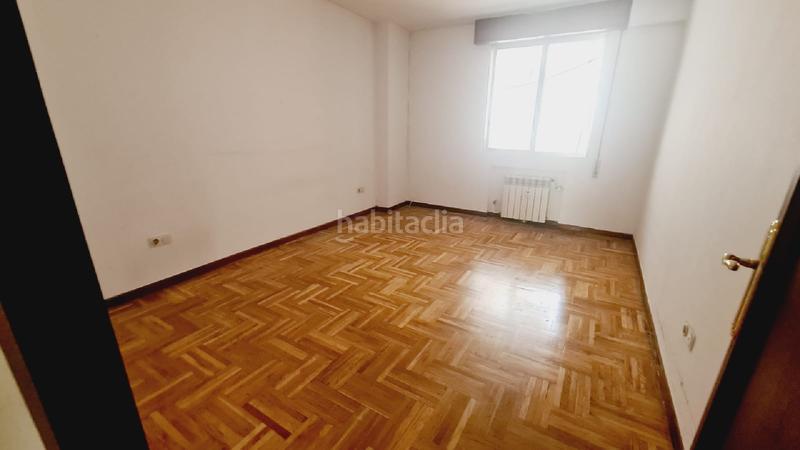 Foto 036753b8-2f62-4e25-bb85-7cbe2e65ac4d. Piso  cardenal cisneros en Campo de la Juventud Palencia