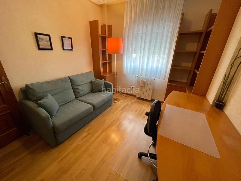 Foto 36b0fba7-df34-472d-8f44-10339d444a9c. Appartamento con riscaldamento parcheggio in Campo de la Juventud Palencia