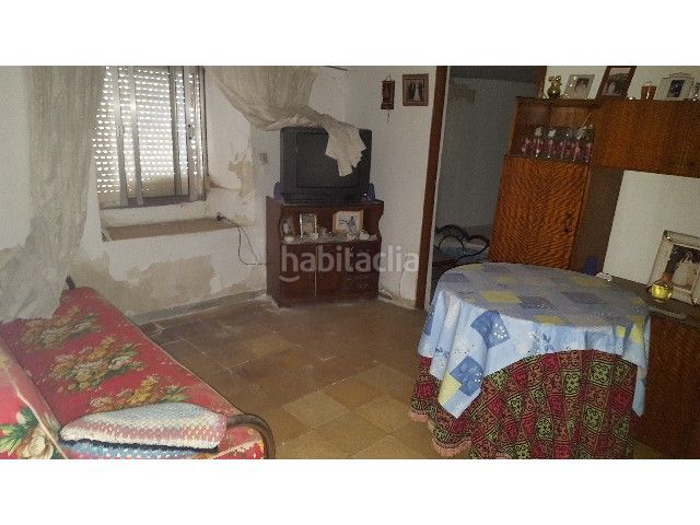 Foto 22e4798c-f1dd-47d9-827f-3ea6aeab5ae5. Casa amb calefacció a Dueñas