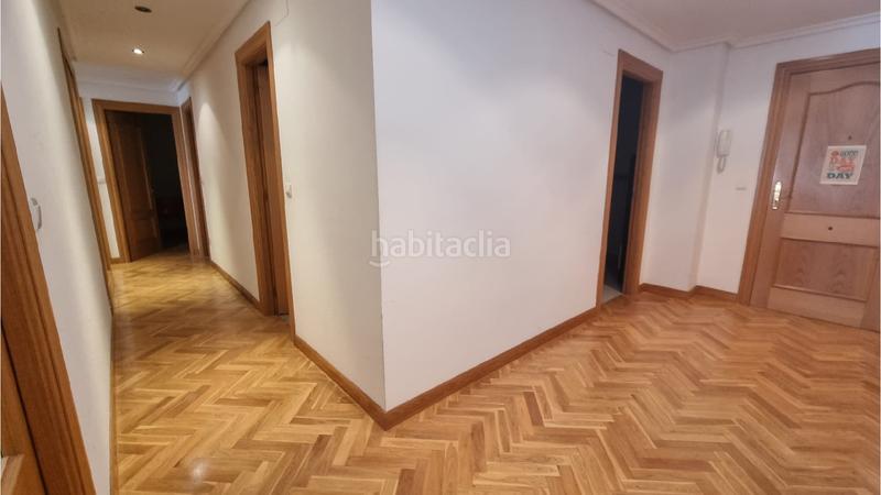 Foto 1db47898-5a2a-4691-9830-18c64817158d. Pis amb calefacció aparcament a Campo de la Juventud Palencia