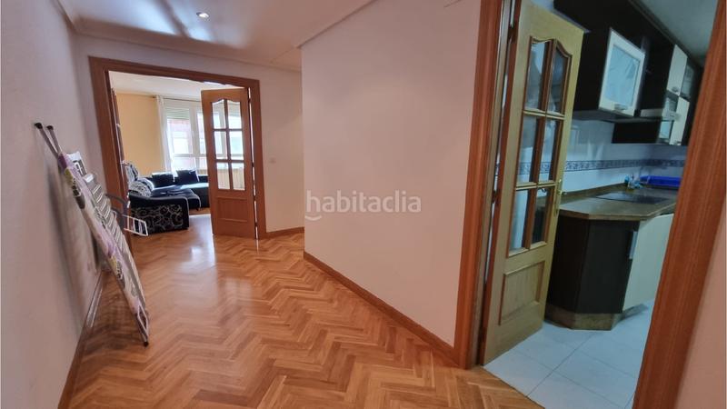 Foto 79a5fead-6fae-4126-8eef-c7fc287450a2. Pis amb calefacció aparcament a Campo de la Juventud Palencia