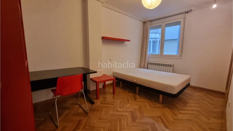 Foto c3ec279f-8b76-4073-a928-ac5246fa1982. Pis amb calefacció aparcament a Campo de la Juventud Palencia