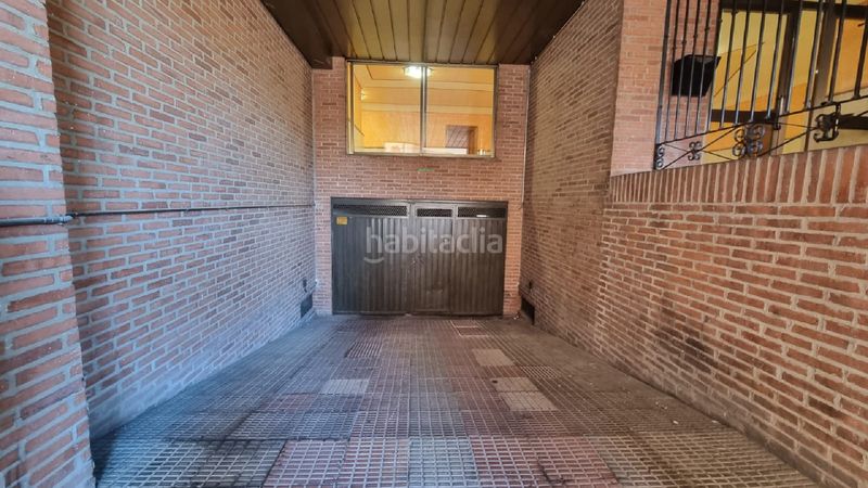 Foto 6ecac38f-2e1c-41a5-b046-ca41d3fa2f63. Aparcament cotxe a San Antonio Palencia