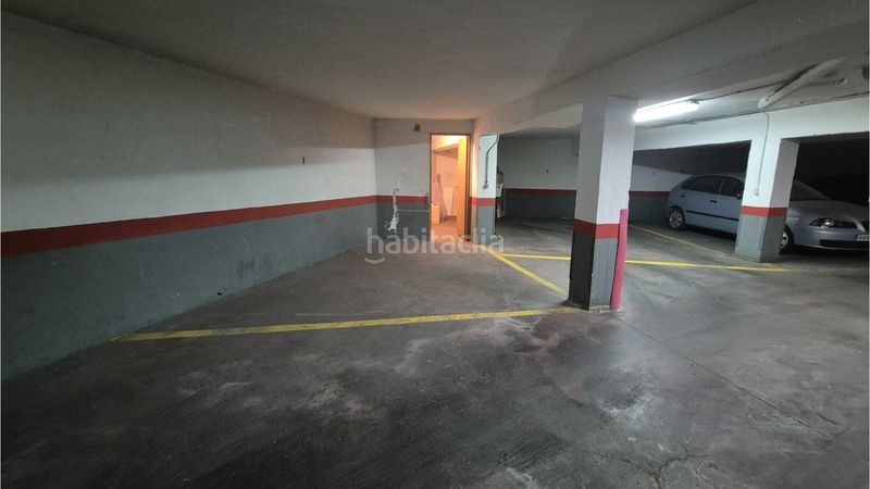 Foto eff7f059-853a-4920-b4da-fb23df30bf54. Aparcament cotxe a Sant Francesc Valencia