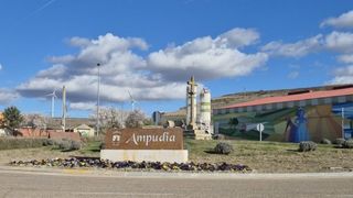 Casa  C embudo. Casa  ampudia
