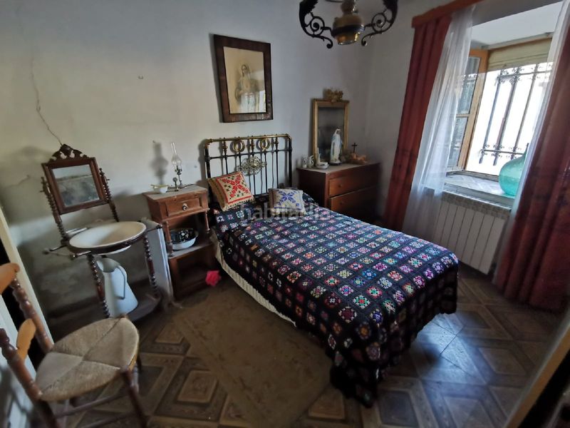 Foto 5719d753-2727-4a91-a0af-b7f63811c799. Casa amb calefacció a Dueñas