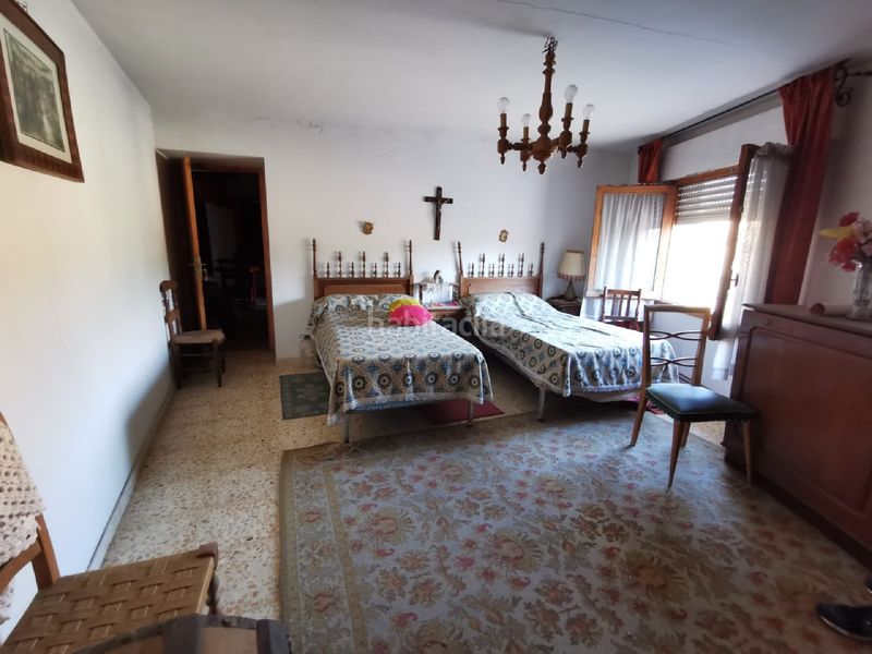 Foto d05665f7-f4e4-4fe3-853a-d3155f4bd9c5. Casa amb calefacció a Dueñas