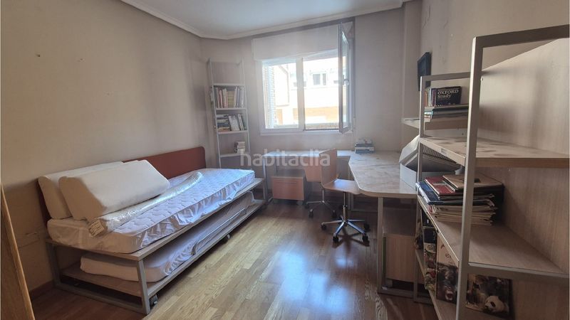 Foto cbbfd588-67c7-4454-8137-9b31863d6119. Pis amb calefacció aparcament a Centro Palencia