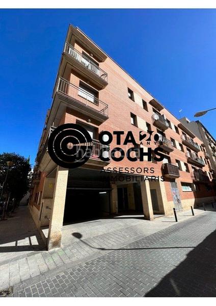 Foto f6278f74-e875-4be7-a226-fe09bd2a680e. Autoparkplatz in Centre Reus