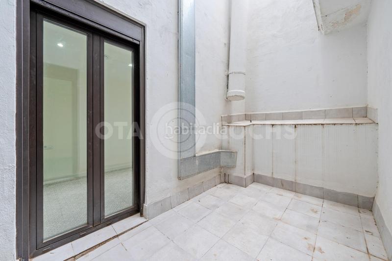 Foto 2be36926-3ae9-40ad-aaa9-fa88830747b1. Piso  reformado a estrenar en calle llovera en Reus