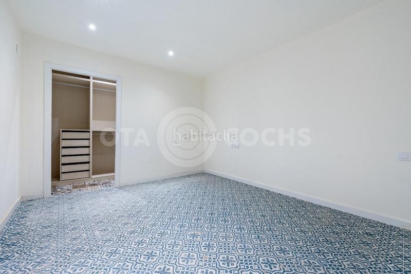 Foto 4081a1d5-ce64-482c-a3bc-f1f7f0f59d8b. Piso  reformado a estrenar en calle llovera en Reus