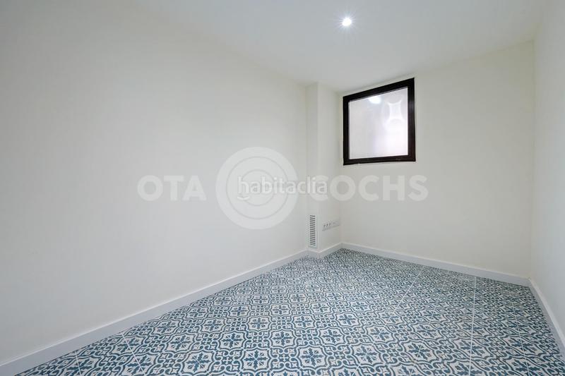 Foto ed5e9e31-21bc-4b41-af31-03bbbc648d5b. Piso  reformado a estrenar en calle llovera en Reus