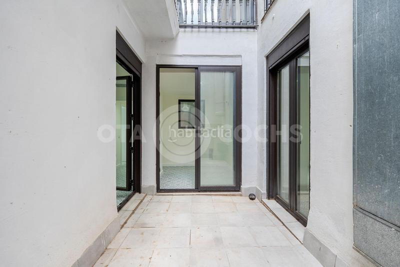 Foto f8f1b40e-51c2-4e97-8211-d143859179f0. Piso  reformado a estrenar en calle llovera en Reus
