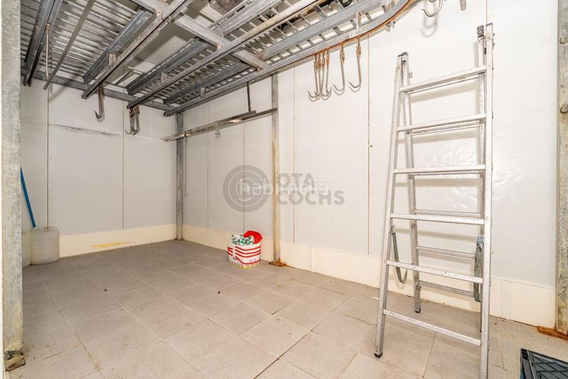 Foto b2c85a57-ee8d-4528-a56f-46a45ef65f46. Local comercial se vende local comercial en calle catalunya en Reus