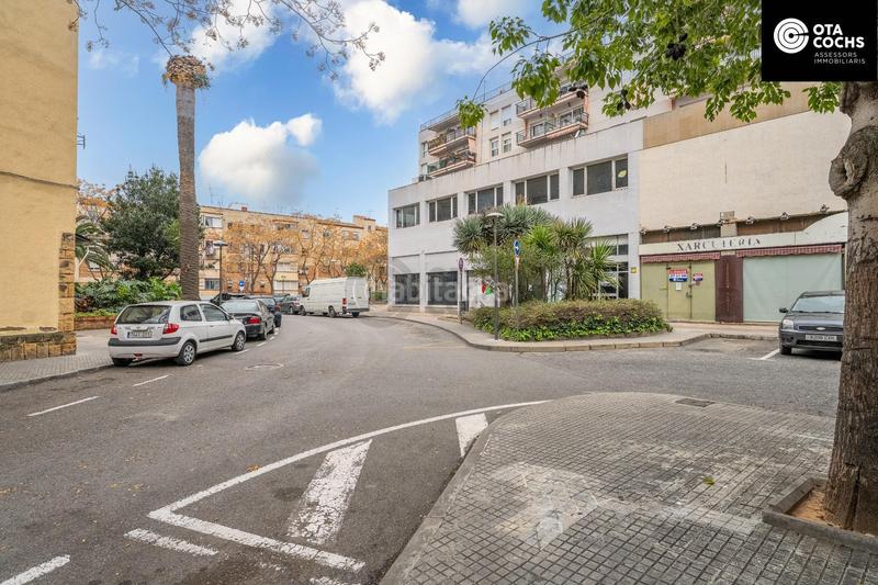 Foto ce942b3d-5e8e-4301-a96d-fad17deda671. Local comercial se vende local comercial en calle catalunya en Reus