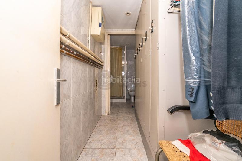 Foto e15371d5-06a5-45f7-9871-f3a8d49c79df. Local comercial se vende local comercial en calle catalunya en Reus