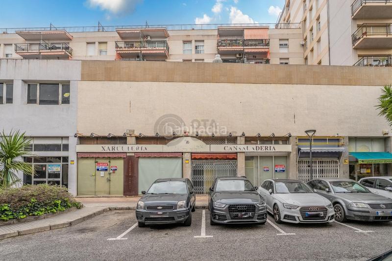 Foto efcdcaaf-0754-42e3-aee9-1d3b0e48f06e. Local comercial se vende local comercial en calle catalunya en Reus