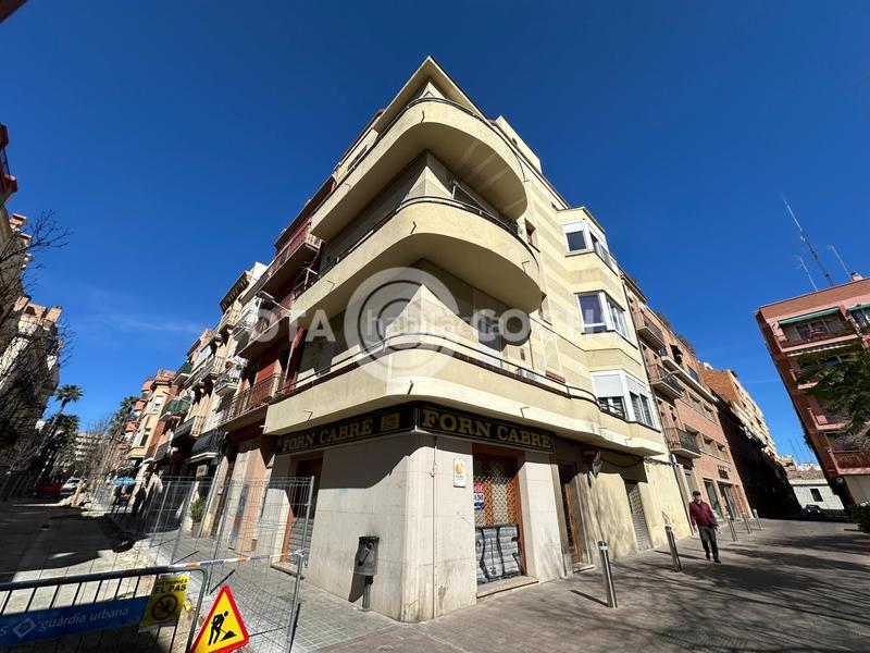 Foto 5779d164-a853-4eb1-b87c-be93b88c62ec. Alquiler local comercial local en alquiler en plaza del victor en Reus