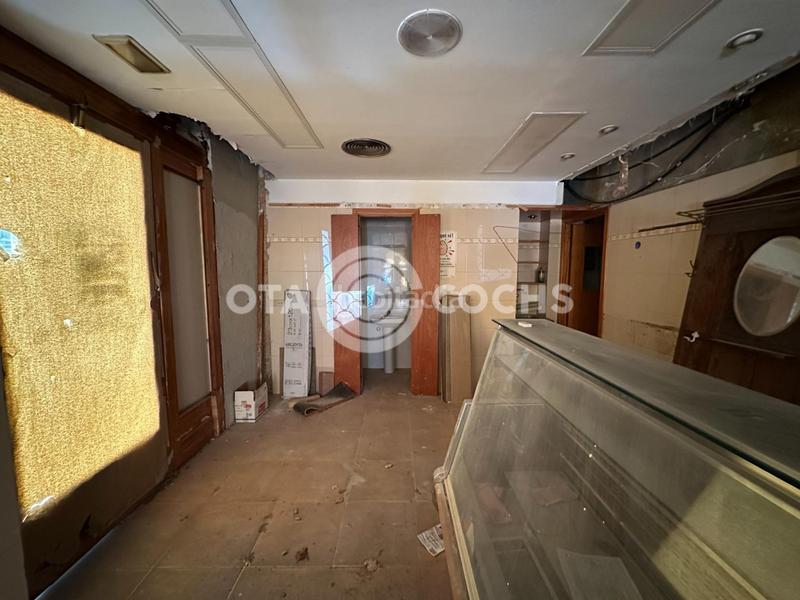 Foto 6ccac6c3-b151-4961-b55e-fe02cf857624. Alquiler local comercial local en alquiler en plaza del victor en Reus