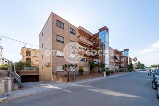 Ground floor  Carrer avellaners dels. Planta baja con terrazas parking y trastero en riudoms