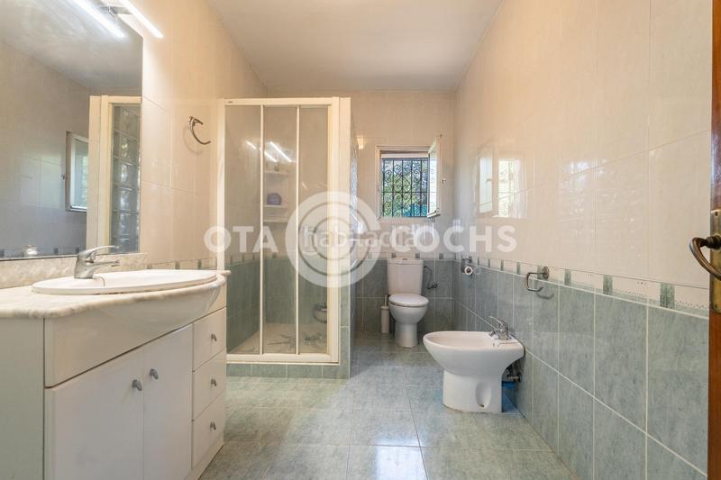 Foto b41d80c5-f857-4f9f-93ae-bd50c4642bcd. Xalet amb aparcament a Llevant Reus