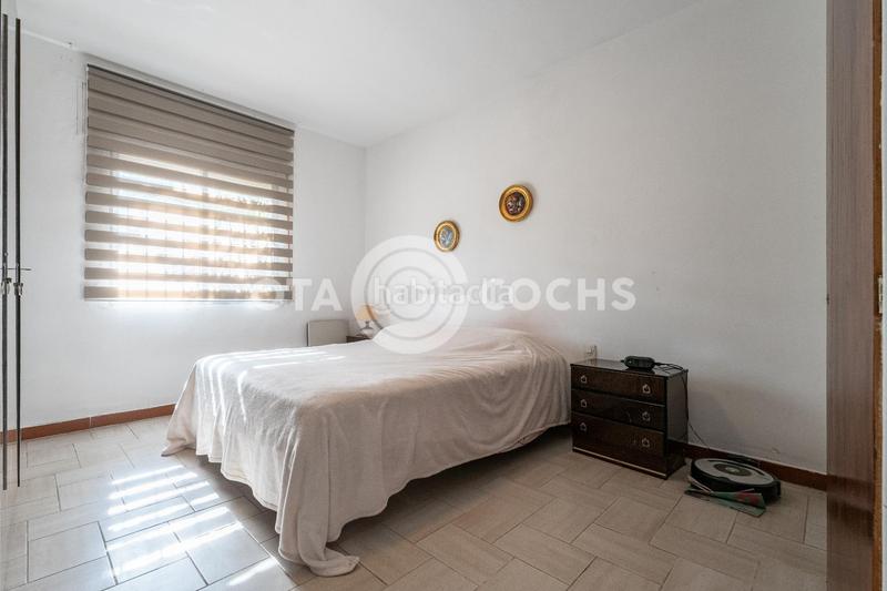 Foto dee20de1-007d-4b04-8ca3-04418d99690e. Xalet amb aparcament a Llevant Reus
