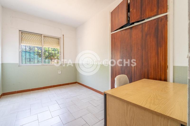 Foto e2d25783-e1d3-4578-b72f-27f58852151e. Xalet amb aparcament a Llevant Reus