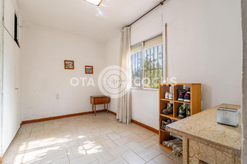 Foto fda7b4a2-7759-42fc-95fa-396c27cfa110. Xalet amb aparcament a Llevant Reus