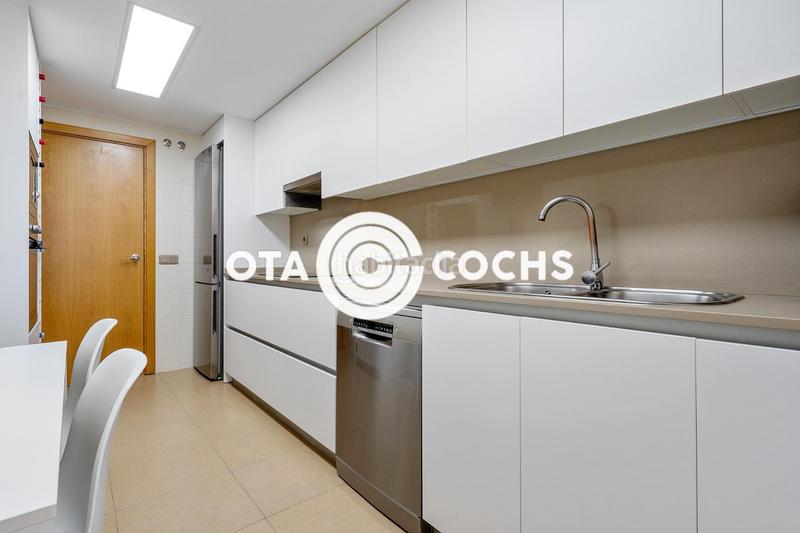 Foto e9115593-ad6f-49a0-8aaa-771ceee4dd0d. Flat with heating parking in Migjorn Reus