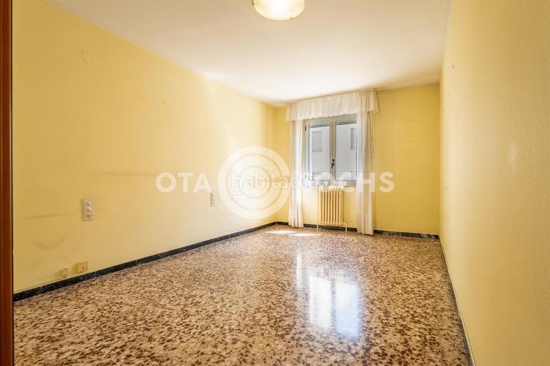 Foto d4dbe736-6c47-4b5b-bb4d-b86e3f9740da. Apartament amb calefacció a Centre Reus