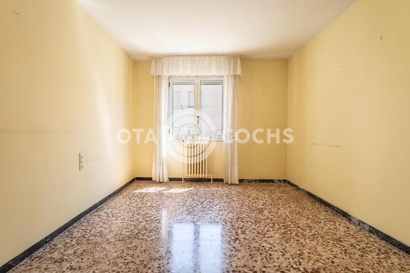 Foto e9e46bdc-46e4-4e95-91cf-f57634042220. Apartament amb calefacció a Centre Reus