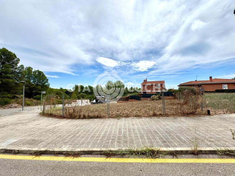 Foto 0e897600-67d9-4d43-91d6-9f93a01f42aa. Wohngrundstück in Catllar (El)