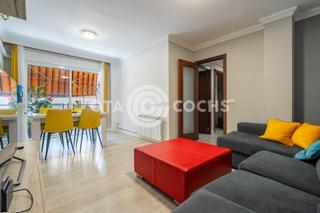Piso  Monestir de ripoll. Piso de 3 habitaciones en reus