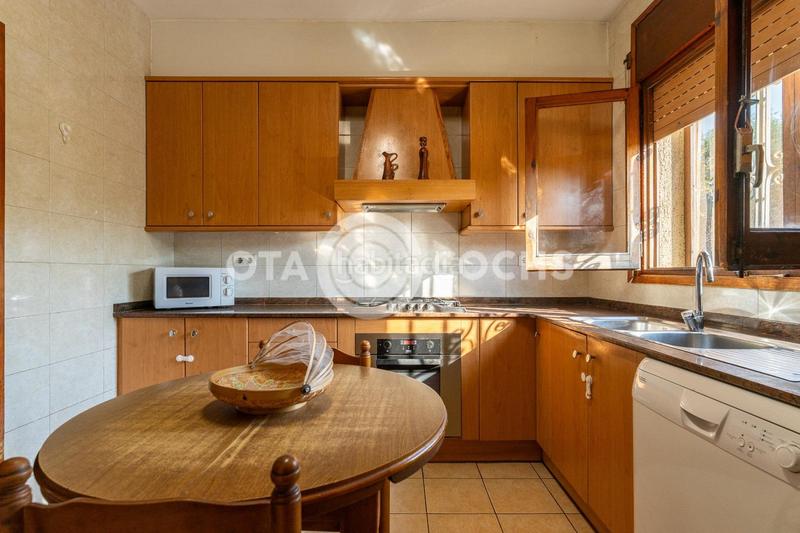 Foto 087dc4f9-944b-45b3-a2a0-8159b0e3905f. Casale con riscaldamento parcheggio in Llevant Reus