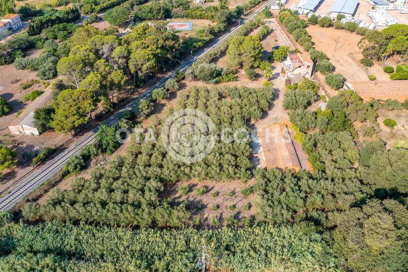 Foto 2161d8a9-b7d9-4dac-9a1f-86591b0d65de. Casale con riscaldamento parcheggio in Llevant Reus