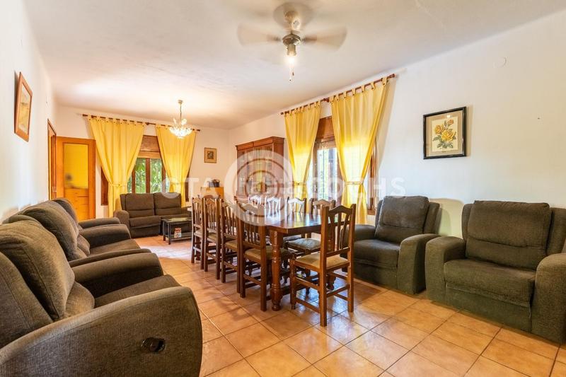 Foto 6b4f5fc9-be4d-4aa5-8f21-0978f86eaf80. Casale con riscaldamento parcheggio in Llevant Reus