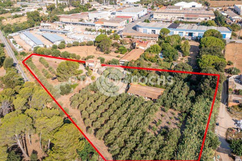 Foto b295073f-07cb-4a4f-8e3b-a6a70b36a191. Casale con riscaldamento parcheggio in Llevant Reus