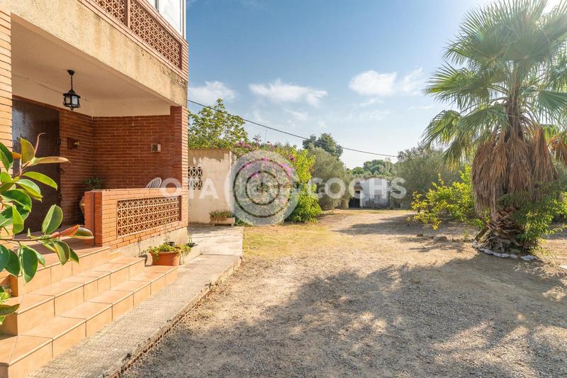 Foto fe0eaacf-6232-4742-be29-308e65867a62. Casale con riscaldamento parcheggio in Llevant Reus